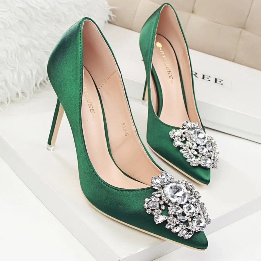 Satin green Stiletto heels 3.9 inches size 7.5 Rhinestone - Picture 3 of 7